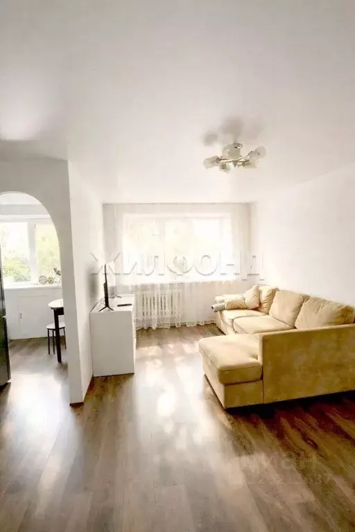 1-к кв. Томская область, Томск просп. Ленина, 212А (29.6 м) - Фото 1