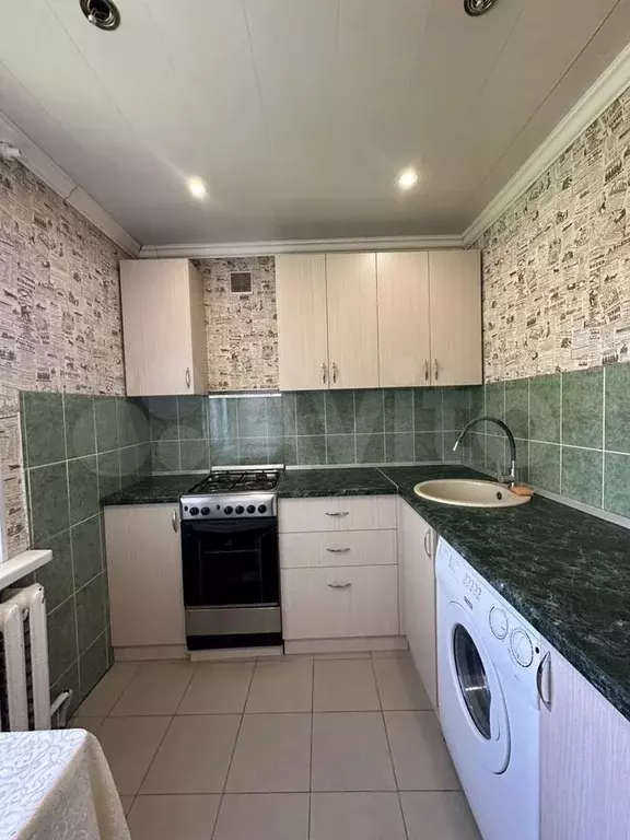 1-к. квартира, 33 м, 5/5 эт. - Фото 1