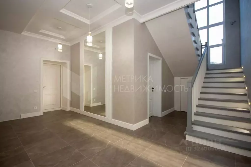 Коттедж в Тюменская область, Тюмень Три Сосны мкр, ул. Липовая (220 м) - Фото 1