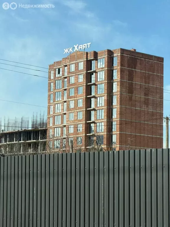 2-комнатная квартира: Нальчик, улица Тарчокова, 2 (85 м) - Фото 1