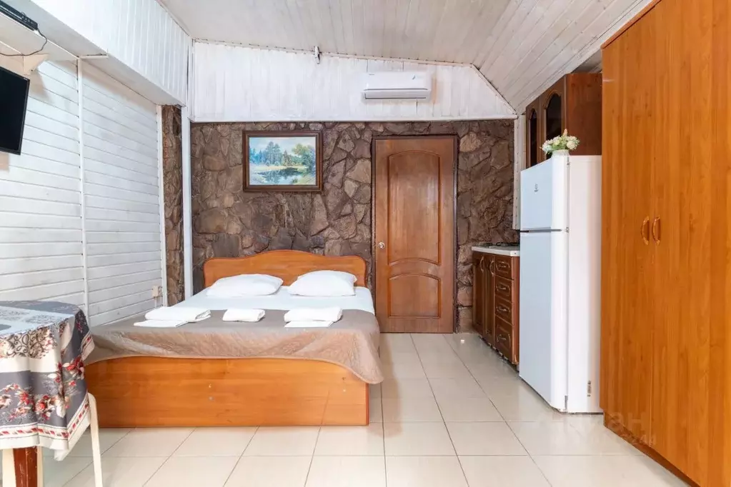 Комната Краснодарский край, Сочи ул. Куйбышева, 44 (30.0 м) - Фото 0