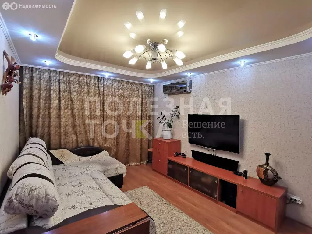 2-комнатная квартира: Екатеринбург, Академическая улица, 15 (42 м) - Фото 1