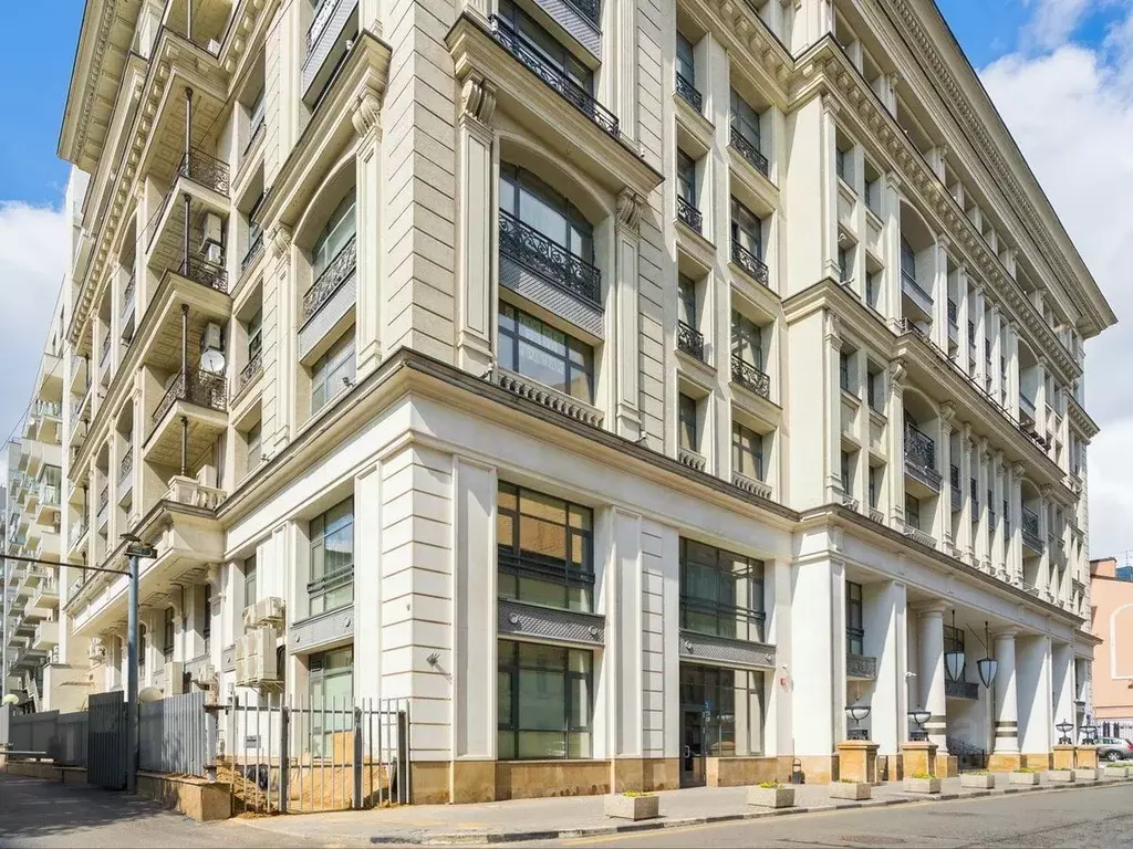 6-к кв. Москва Казарменный пер., 3 (311.0 м) - Фото 0