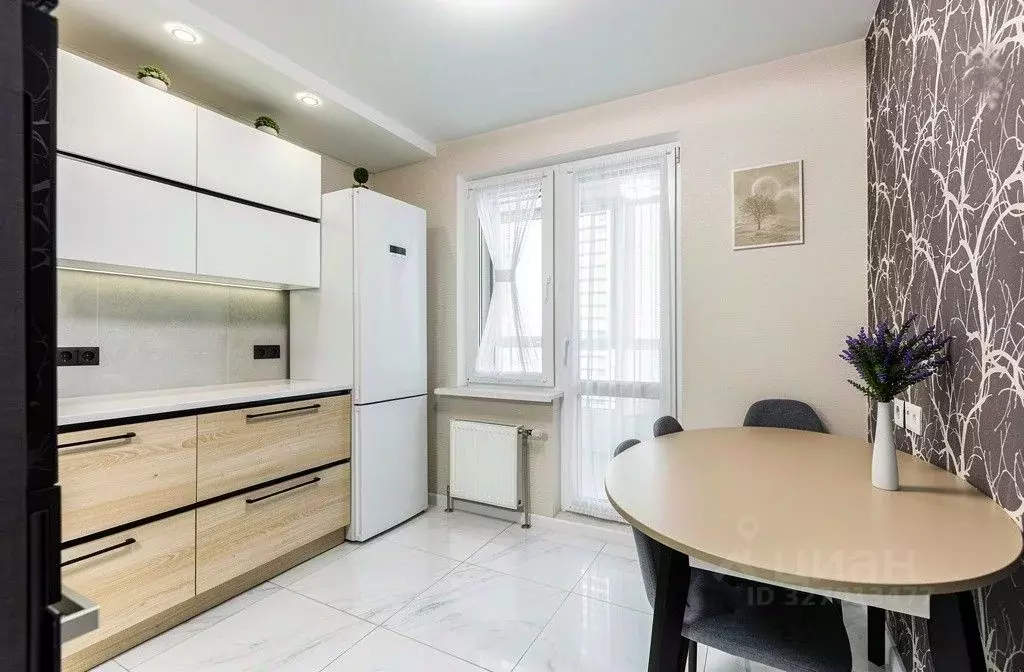 2-к кв. Башкортостан, Уфа Златоустовская ул., 20 (54.0 м) - Фото 0