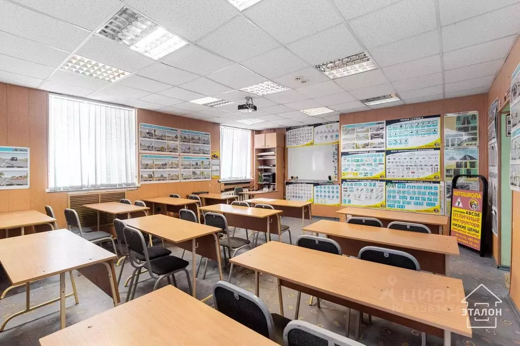 Офис в Омская область, Омск Торговая ул., 25 (143 м) - Фото 2