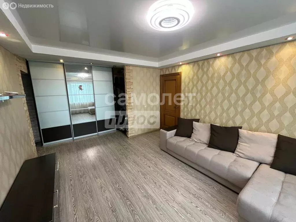 3-комнатная квартира: Пенза, улица 8 Марта, 7 (62 м) - Фото 0