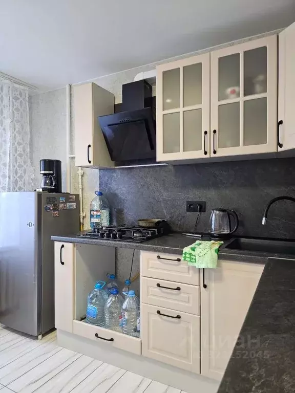 3-к кв. Псковская область, Псков Рижский просп., 57 (62.0 м) - Фото 1