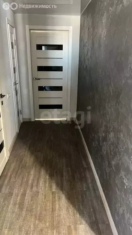 3-комнатная квартира: Челябинск, улица Университетская Набережная, 46 ... - Фото 2