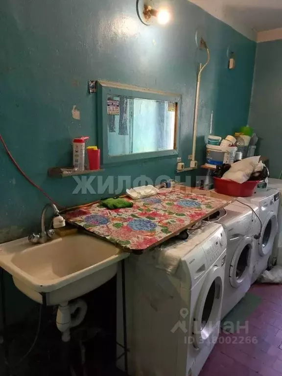 Комната Новосибирская область, Новосибирск Первомайская ул., 204а ... - Фото 1