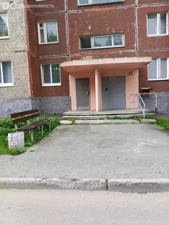 3-комнатная квартира: Асбест, улица Мира, 4/4 (65.4 м) - Фото 2