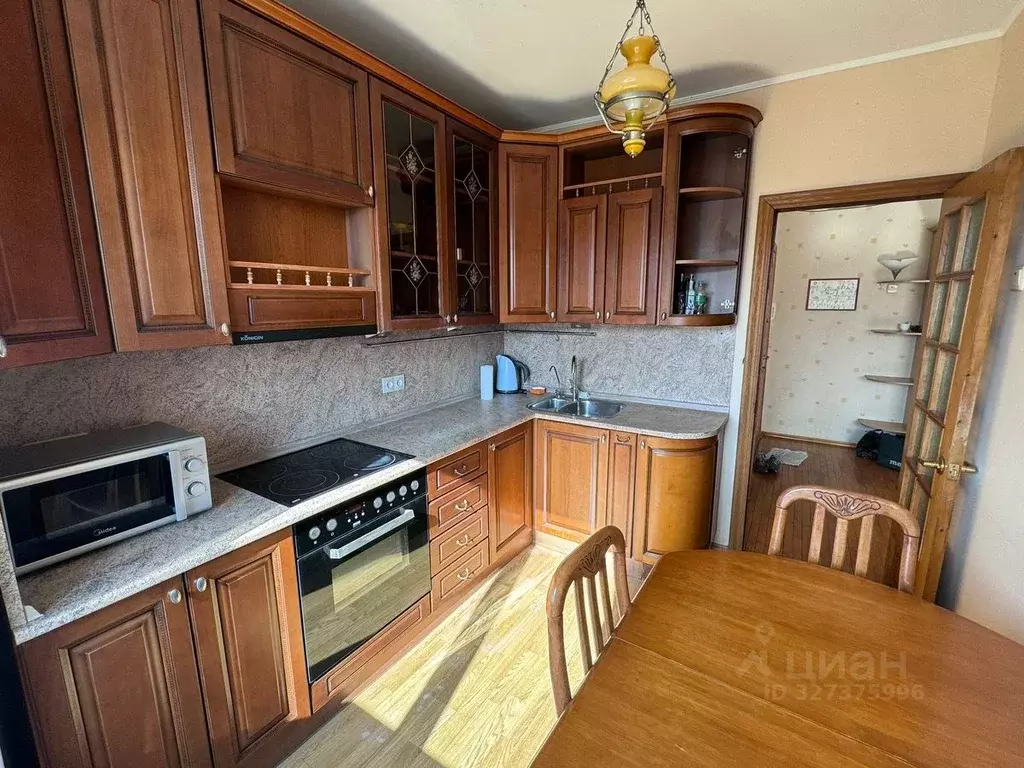 3-к кв. Приморский край, Владивосток ул. Толстого, 37 (68.0 м) - Фото 1