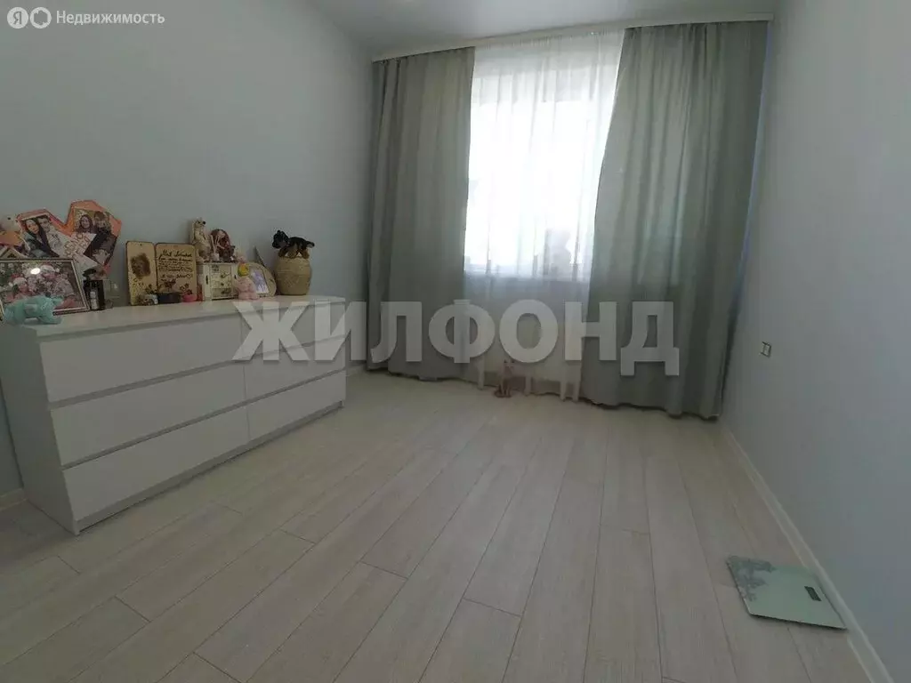 3-комнатная квартира: Белово, 3-й микрорайон, 70 (62 м) - Фото 0