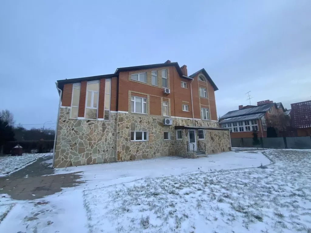 Коттедж в Тюменская область, Тюмень Урожайная ул., 33 (398 м) - Фото 2