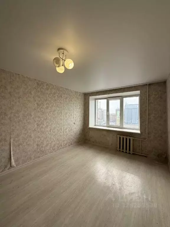 Комната Омская область, Омск ул. 10 лет Октября, 141 (16.6 м) - Фото 1