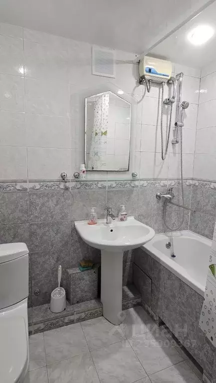 3-к кв. Северная Осетия, Владикавказ ул. Шмулевича, 14к4 (90.0 м) - Фото 2