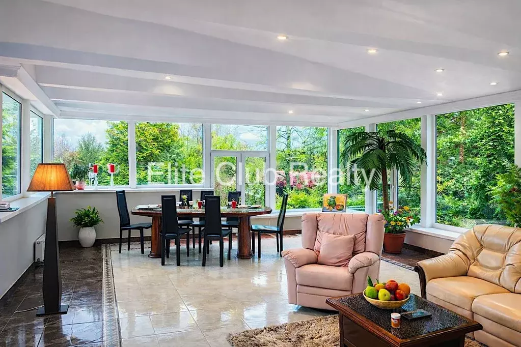 Дом в Санкт-Петербург Ольгино тер., ул. Лесная (579 м) - Фото 1