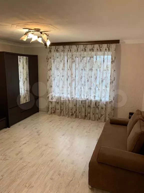 1-к. квартира, 38 м, 2/5 эт. - Фото 0