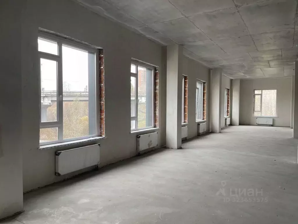 Помещение свободного назначения в Пермский край, Пермь ул. Революции, ... - Фото 1