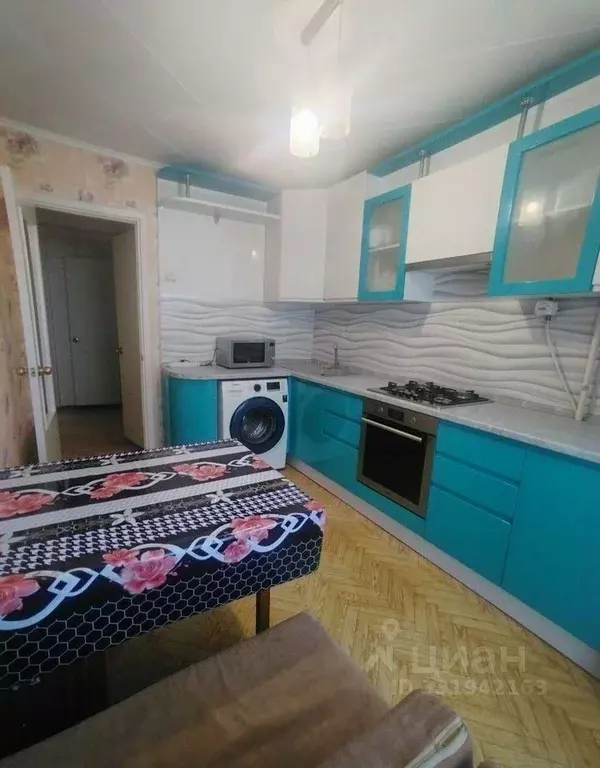 2-к кв. Башкортостан, Уфа ул. Набережная реки Уфы, 45 (50.0 м) - Фото 2