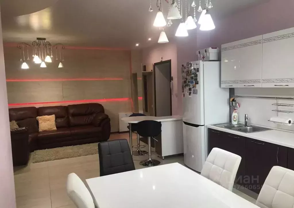 3-к кв. Воронежская область, Воронеж ул. Фридриха Энгельса, 7А (106.0 ... - Фото 1