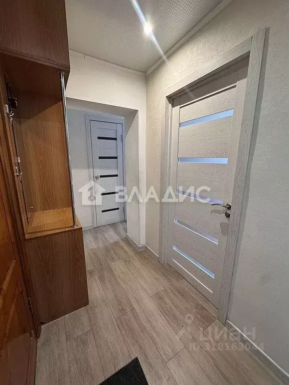 3-к кв. Бурятия, Улан-Удэ Пристанская ул., 10 (56.0 м) - Фото 0