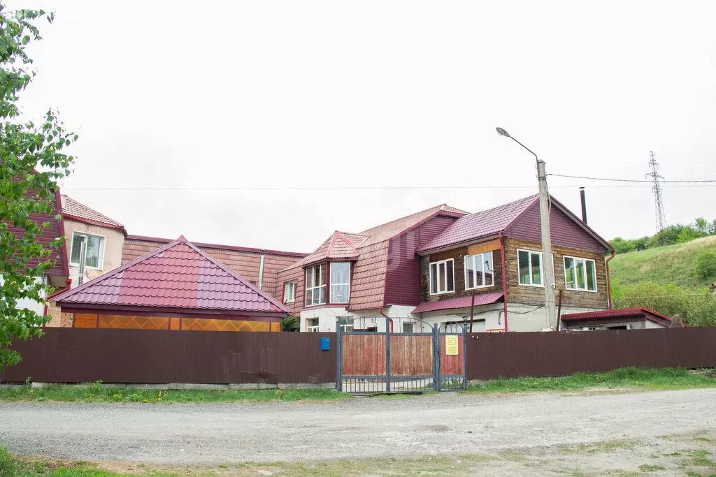 Дом в Бийск, улица Ермака (1400 м) - Фото 2