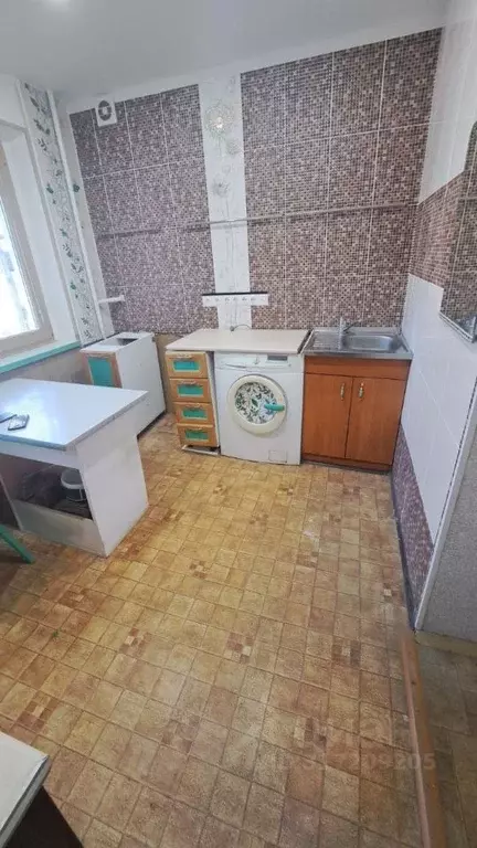 1-к кв. Краснодарский край, Сочи Завокзальный мкр, ул. Невская, 8 ... - Фото 1