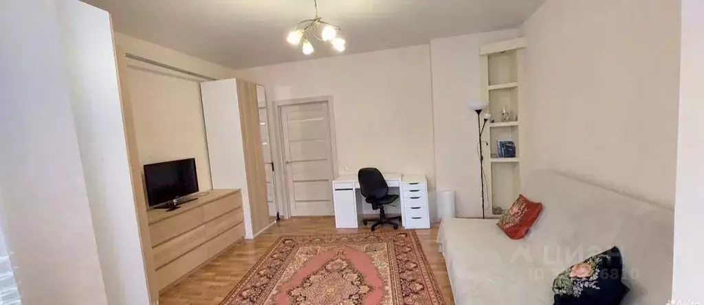 2-к кв. Омская область, Омск Октябрьская ул., 122 (55.0 м) - Фото 1