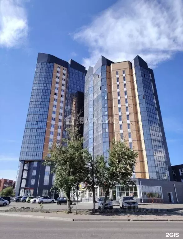 2-к кв. Бурятия, Улан-Удэ просп. 50-летия Октября, 2/1 (76.9 м) - Фото 1