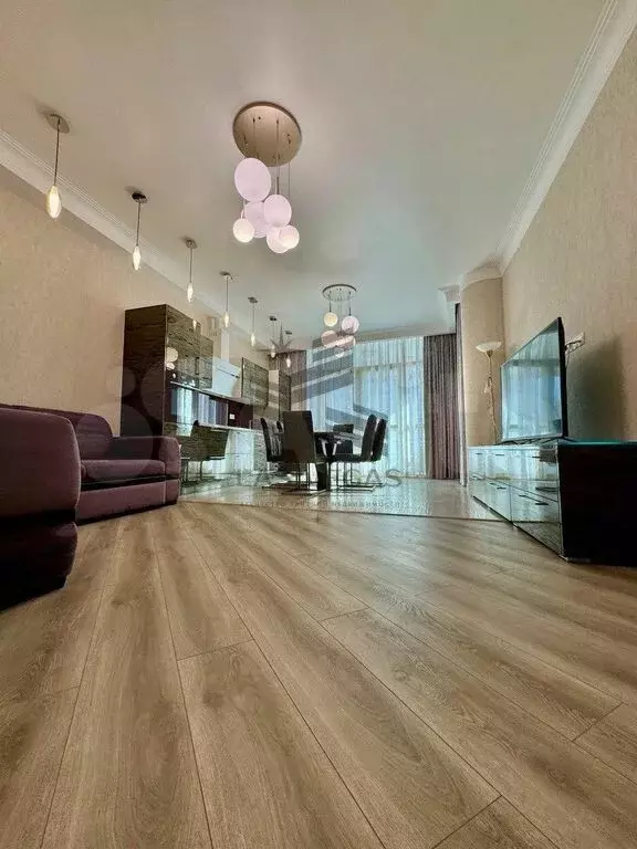 3-к. квартира, 90 м, 2/24 эт. - Фото 1