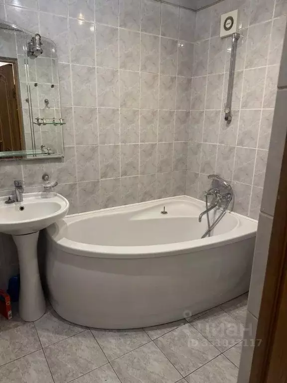 2-к кв. Ставропольский край, Кисловодск Широкая ул., 21 (45.0 м) - Фото 1