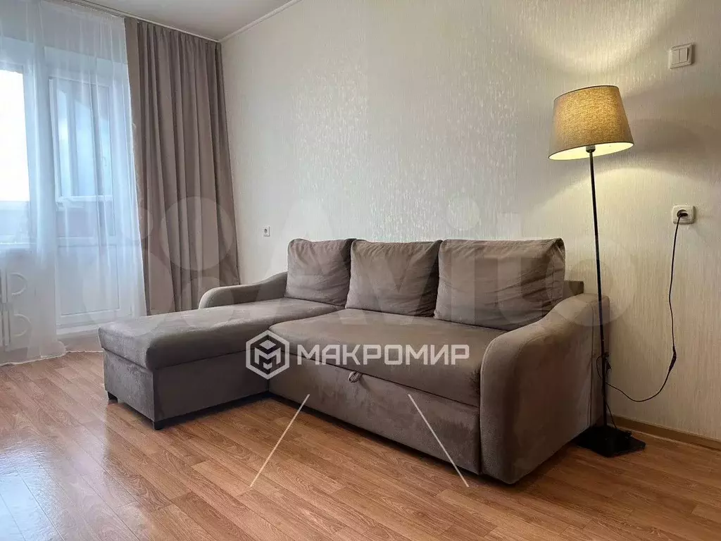 1-к. квартира, 40 м, 9/9 эт. - Фото 1