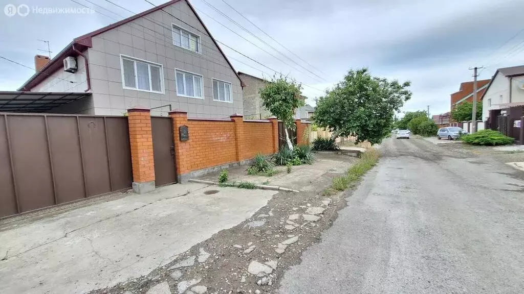 Дом в станица Анапская, Российская улица (250 м) - Фото 1