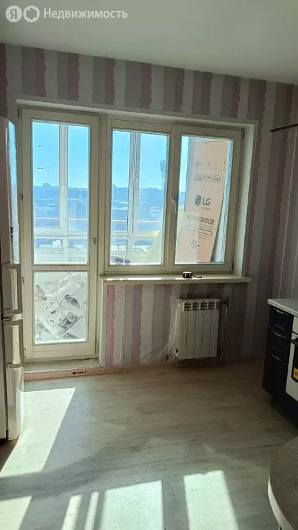 2-комнатная квартира: Красноярск, улица Алексеева, 50 (62 м) - Фото 1