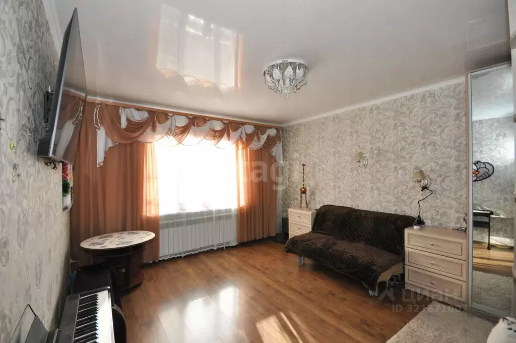 3-к кв. Сахалинская область, Южно-Сахалинск ул. 1-я Октябрьская, 80 ... - Фото 2