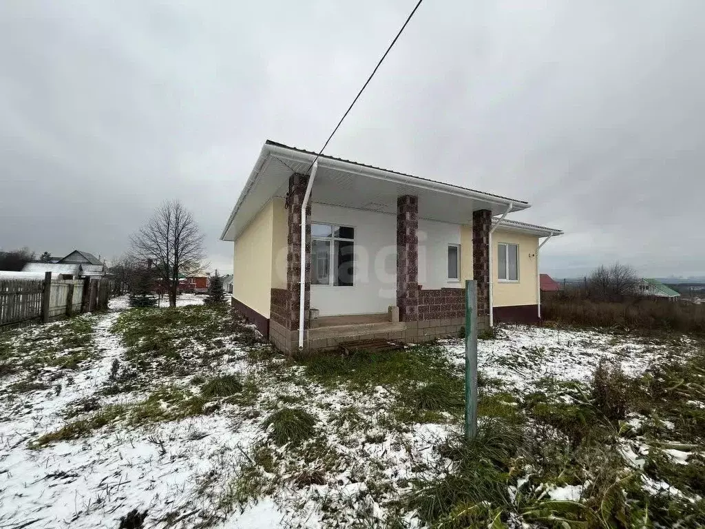 Дом в Башкортостан, Уфа городской округ, д. Зинино ул. Садовая, 23 ... - Фото 1