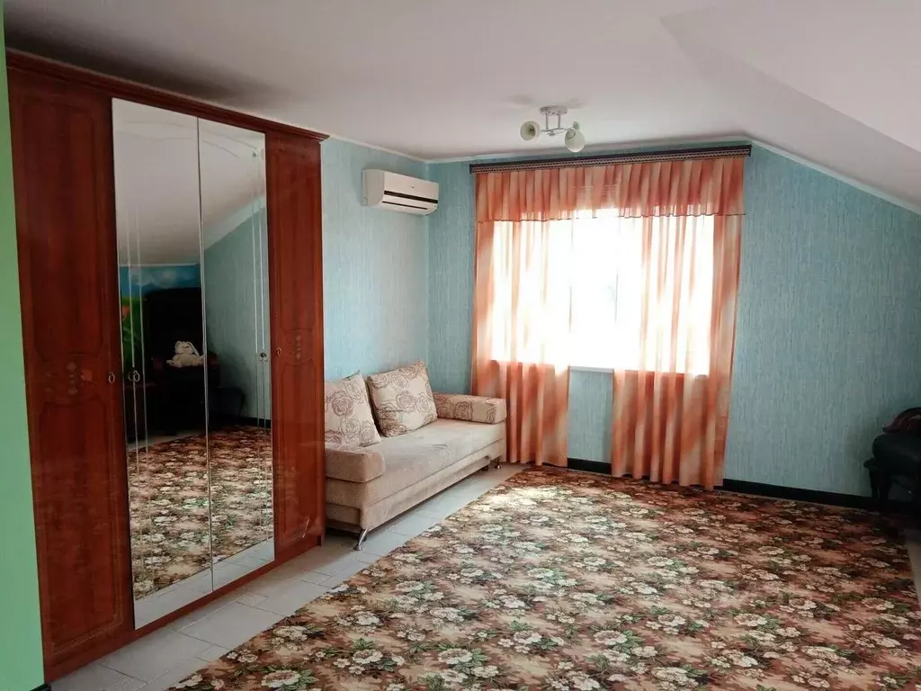 Дом в Краснодарский край, Темрюк ул. Декабристов (229 м) - Фото 1