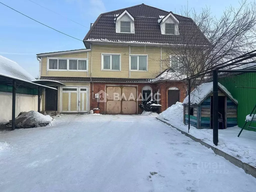 Дом в Бурятия, Улан-Удэ ул. Блюхера, 50 (271 м) - Фото 1