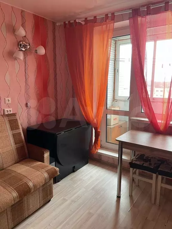 1-к. квартира, 38 м, 8/10 эт. - Фото 1
