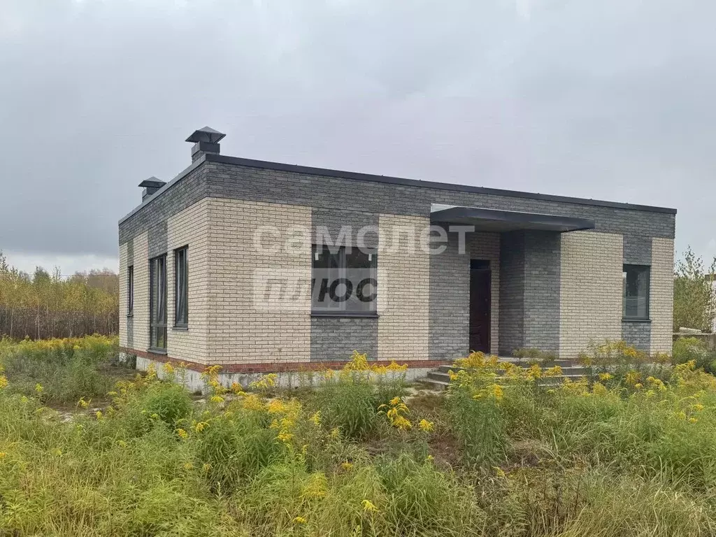 Дом в Рязанская область, Рязанский муниципальный округ, с. Семкино, ... - Фото 1