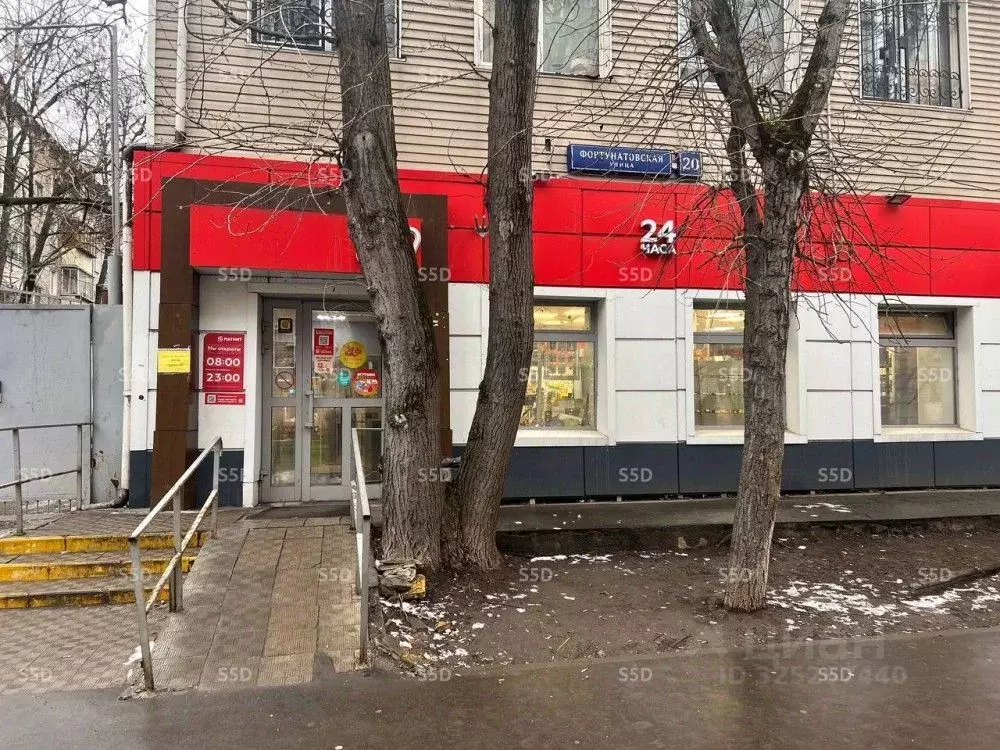 Торговая площадь в Москва Фортунатовская ул., 20 (550 м) - Фото 1