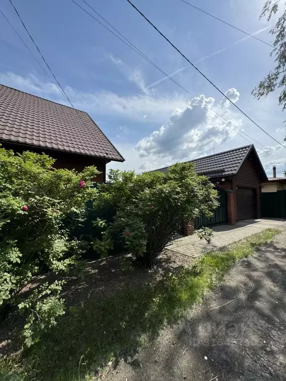 Дом в Алтайский край, Барнаул ул. Кутузова (210 м) - Фото 1