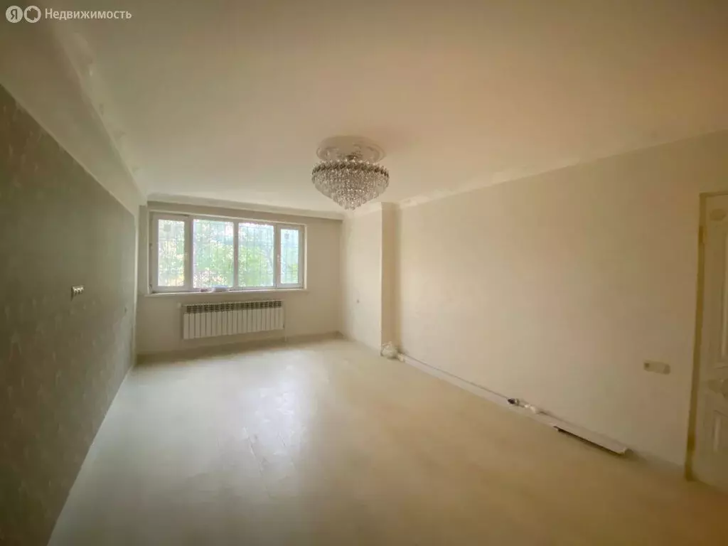 3-комнатная квартира: Джалган, Дагестанская улица, 18 (75 м) - Фото 1