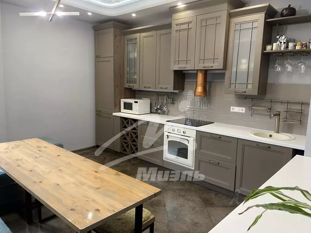 3-к кв. Московская область, Ленинский городской округ, Дрожжино пгт ш. ... - Фото 1