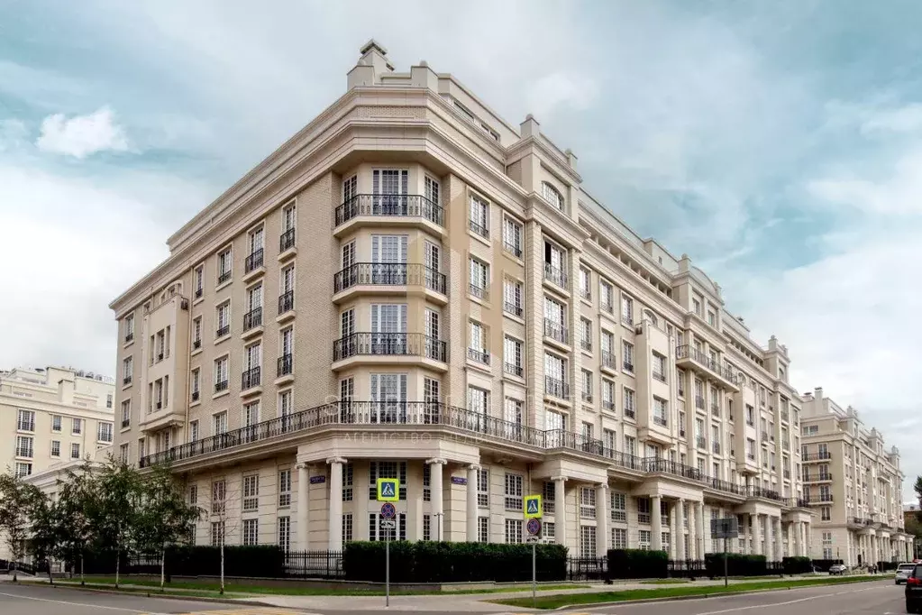 Квартира, 4 комнаты, 223.4 м - Фото 2