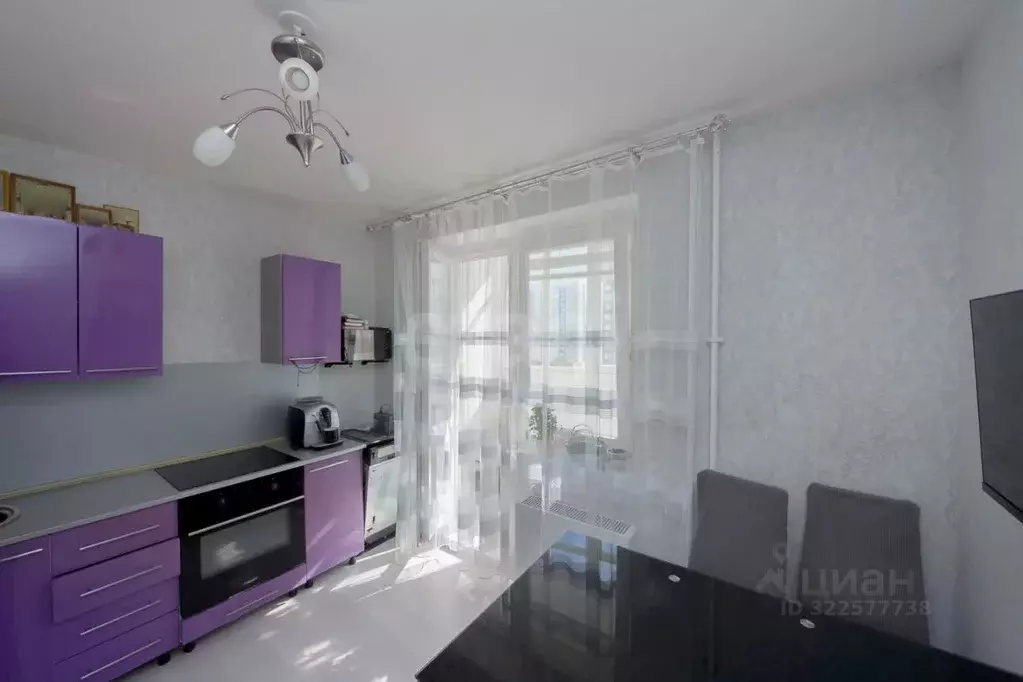 1-к кв. Тюменская область, Тюмень ул. Федюнинского, 54 (37.2 м) - Фото 1