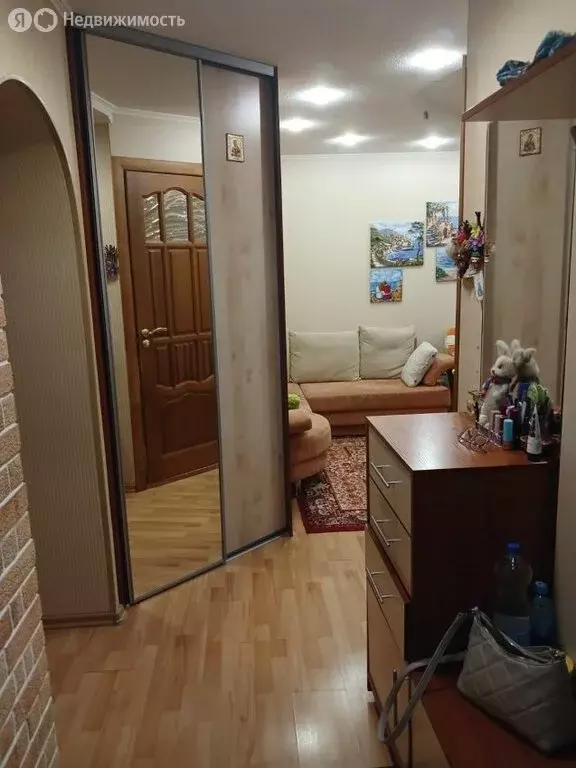 3-комнатная квартира: Курган, улица Володарского, 29 (62.7 м) - Фото 1
