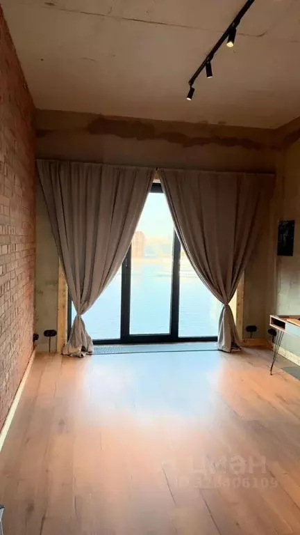 Помещение свободного назначения в Санкт-Петербург наб. Макарова, 58с2 ... - Фото 1