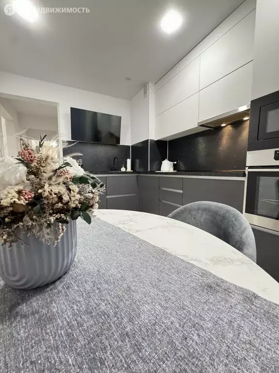 2-комнатная квартира: Курган, жилой район Заозёрный, 4-й микрорайон, ... - Фото 1