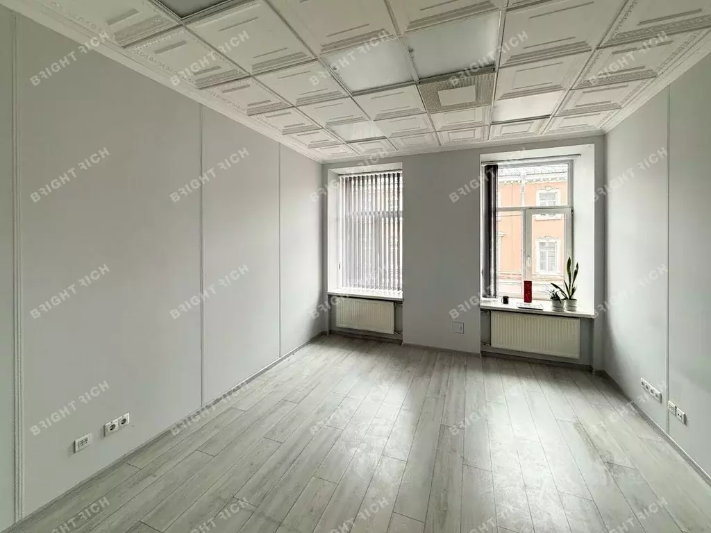 Офис в Санкт-Петербург ул. Константина Заслонова, 7 (347 м) - Фото 1